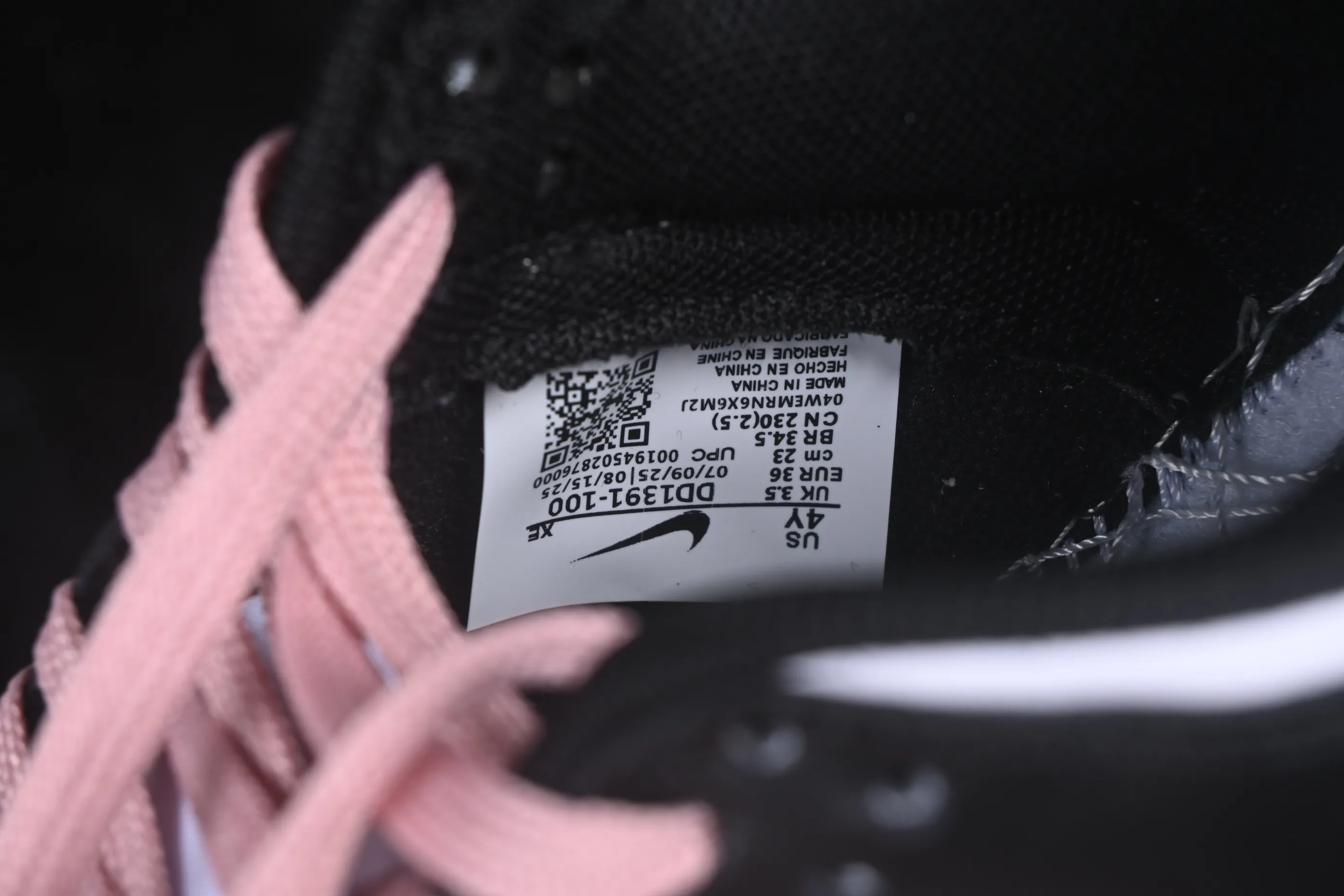 All categories Nk SB Dunk series Nk SB Dunk Low low-top sneakers Nike SB Dunk Low black pink low-top casual sneakers DD1391-100